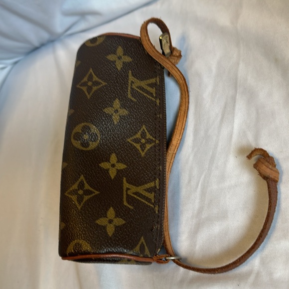 Louis Vuitton Papillon Small Bag Purse: Preloved condition: flaws shown picture - Picture 6 of 7